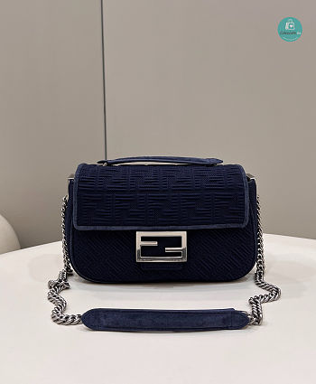 Fendi Navy Blue Baguette Chain Medium Shoulder Bag 24×6×13cm