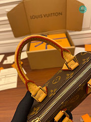 Louis Vuitton Speedy M81085 Size 16x10x7.5cm  - 6