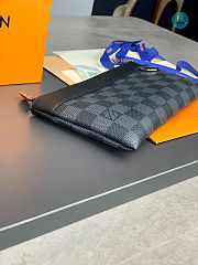 Louis Vuitton Discovery Pochette M44323 Size 20x10x1.2cm - 4