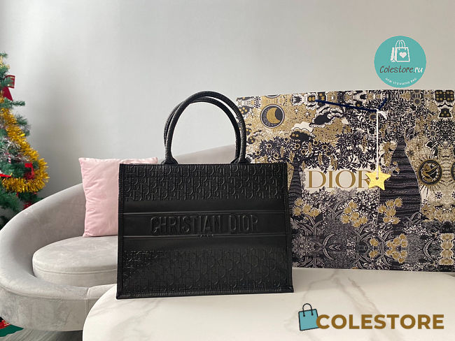 Dior Medium Book Tote Black Dior Oblique Embossed Calfskin Size 36x27.5x16.5 cm - 1