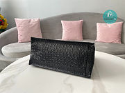 Dior Medium Book Tote Black Dior Oblique Embossed Calfskin Size 36x27.5x16.5 cm - 6