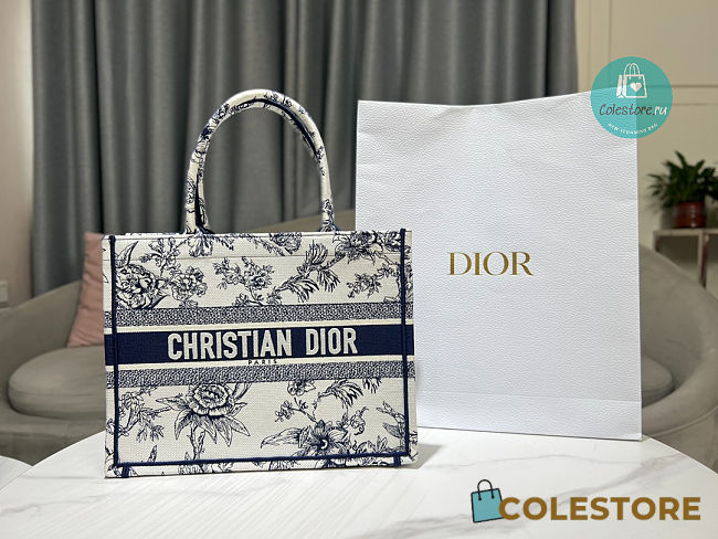 Dior Medium Book Tote Jardin Botanique Size 36x18x28cm - 1