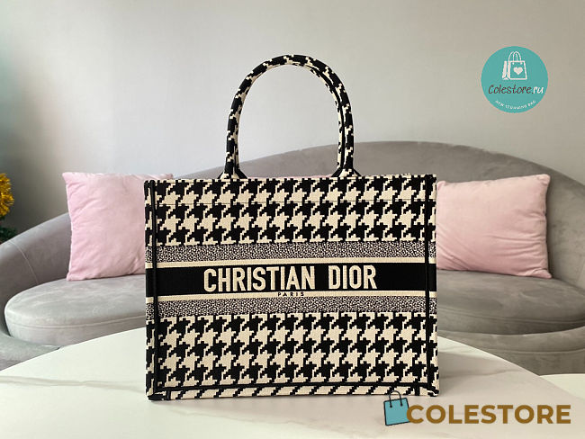 Dior Medium Book Tote Black Macro Houndstooth Embroidery (36x28x17cm) - 1