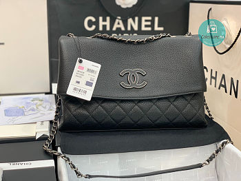  Chanel Hamptons Foldover Flap Bag Quilted Calfskin Black 32x7.5x19CM