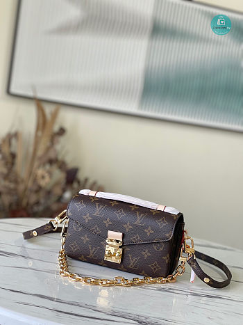 Louis Vuitton Pochette Métis East West M46279 Full Brown Size 21.5x13.5x6cm 