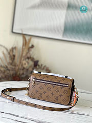 Louis Vuitton Pochette Métis East West M46279 Size 21.5x13.5x6cm  - 3