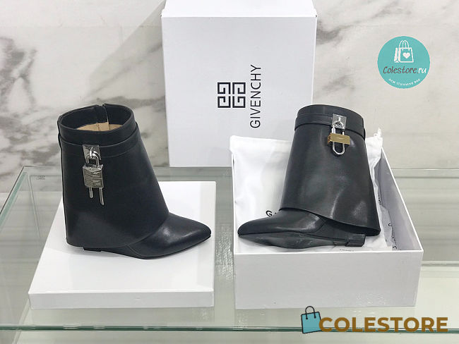 Givenchy Shark Lock Ankle Boots In Leather In Black Size 35-42 - 1