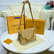 Louis Vuitton Coussin BB Bag Beige Size 20×16×12cm - 2