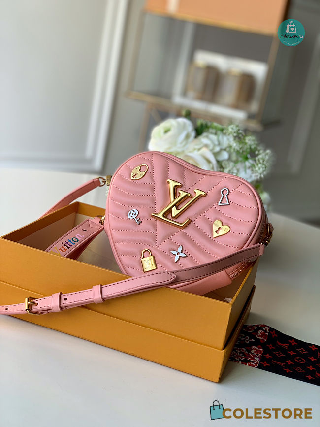 Louis Vuitton Pink Heart Bag Love Lock 18x15.5x5cm - 1