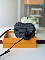 Louis Vuitton Black Heart Bag Love Lock 18x15.5x5cm - 5