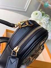 Louis Vuitton Black Heart Bag Love Lock 18x15.5x5cm - 6
