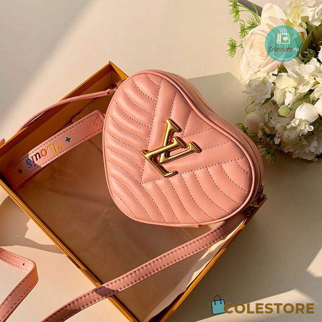 Louis Vuitton Pink New Wave Heart Size 18x15.5x5cm - 1