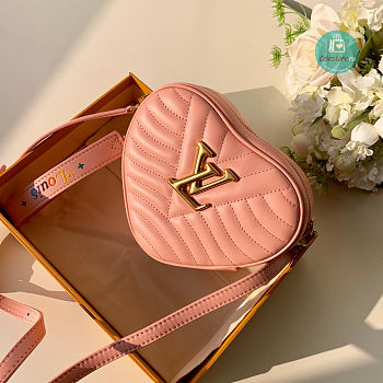 Louis Vuitton Pink New Wave Heart Size 18x15.5x5cm