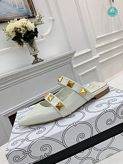 Valentino Garavani White Rockstud Roman Strap Size 35-41cm - 2