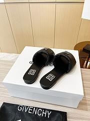 Givenchy Black Sandals Flat Size 35-41cm - 2