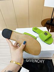 Givenchy Green Sandals Flat Size 35-41cm - 2