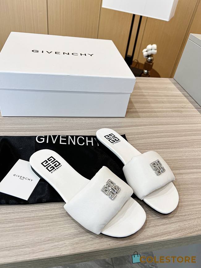 Givenchy White Sandals Flat Size 35-41cm - 1
