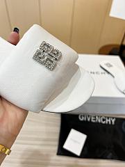 Givenchy White Sandals Flat Size 35-41cm - 6