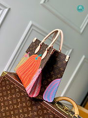  Louis Vuitton OnTheGo MM LV x YK Size 35x28x15cm - 5