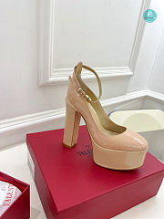 Valentino Garavani Tan-Go Patent Leather Platform Pumps Beige Size 35-42cm - 3