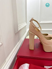 Valentino Garavani Tan-Go Patent Leather Platform Pumps Beige Size 35-42cm - 5