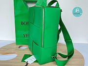 Bottega Veneta Arco Backpack Green Size 34x24x12cm - 4
