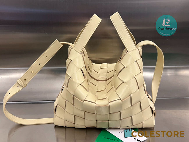 Bottega Veneta Bowling Cassette Size 28x21x16.5cm  - 1