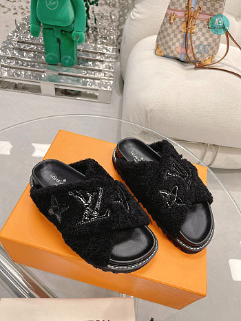  Louis Vuitton Paseo Flat Comfort Slipper Black Size 35-40cm