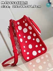 Louis Vuitton x YK OnTheGo PM​ Size 25x19x11.5cm - 2