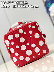 Louis Vuitton x YK Square Handbag Size 16x16x16cm - 5