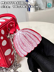 Louis Vuitton x YK Square Handbag Size 16x16x16cm - 2
