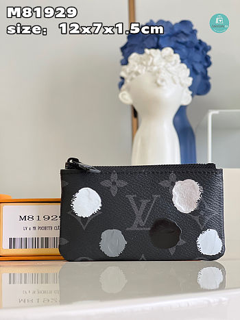 Louis Vuitton x YK Pochette Clé Size 12x7x1.5cm