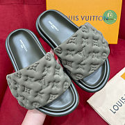 Louis Vuitton Pool Pillow Comfort Slipper Grey Size 35-40cm - 6
