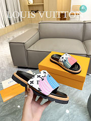 Louis Vuitton x YK Pool Pillow Flat Comfort Slipper Size 35-41cm - 5