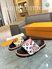 Louis Vuitton x YK Pool Pillow Flat Comfort Slipper White  - 5
