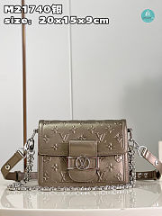 Louis Vuitton Mini Dauphine Size 20x15x9cm - 1