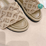  Louis Vuitton Pool Pillow Comfort Slipper Brown Size 35-40cm - 6