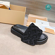 Louis Vuitton Pool Pillow Comfort Slipper Black Size 35-41cm - 4