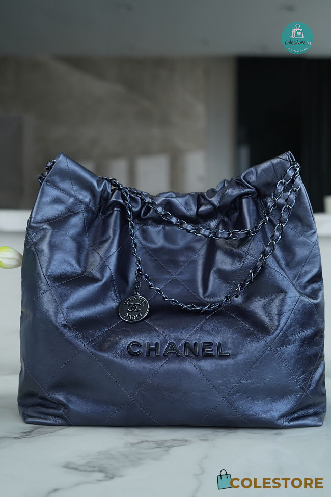 Chanel 22 Small Handbag Blue Navy Size 39x42x8cm - 1