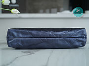 Chanel 22 Small Handbag Blue Navy Size 39x42x8cm - 6