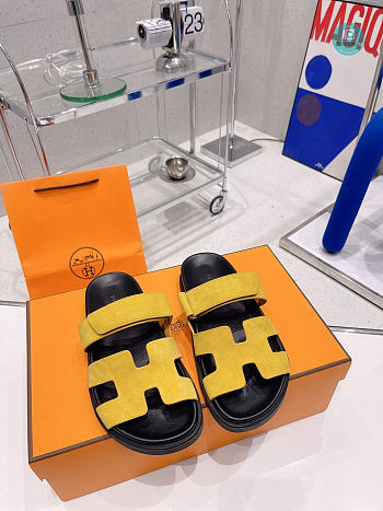 Sandals Hermès Chypre Yellow Size 35-45cm