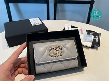 Chanel 19 Small Flap Wallet Lambskin Gray Size 8x11cm