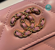 Chanel 19 Small Flap Wallet Lambskin Pink Size 8x11cm - 2