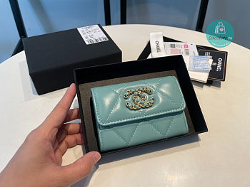 Chanel 19 Small Flap Wallet Lambskin Mint Size 8x11cm