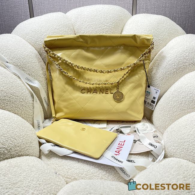 Chanel 22 Small Handbag Yellow Size 35x37x3cm - 1
