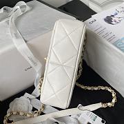 Chanel Flap Lambskin, Plexi & Gold-Tone Metal White Size 18x13.5x5.5cm - 5