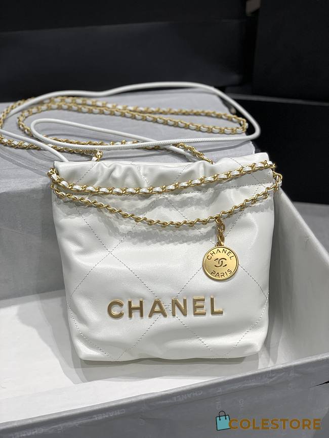 Chanel Minisize 22 Bag White Size 19x20x6cm - 1
