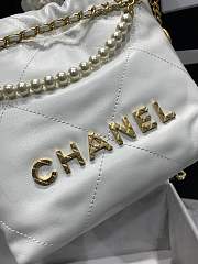 Chanel Minisize 22 Bag Pearl White Size 19x20x6cm - 4
