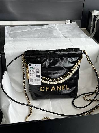 Chanel Minisize 22 Bag Pearl Black Size 19x20x6cm
