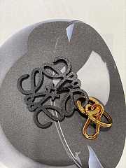 Loewe Women's Anagram Inflated Charm Green - 6